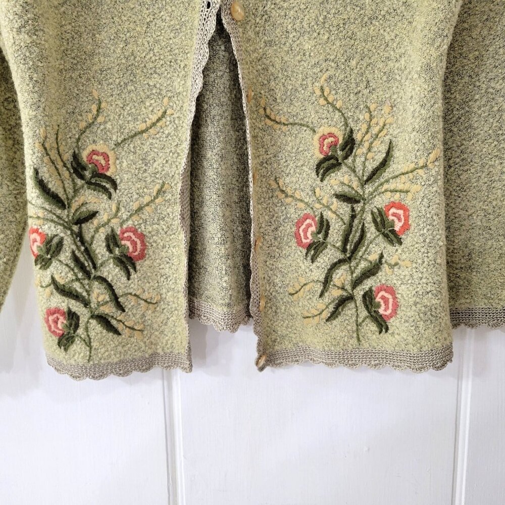 Embroidered Cottagecore Sweater with Crocheted Trim Size Medium - Picture 4 of 5